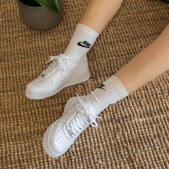 Nike WMNS Air Force 1 07